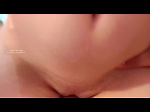 ❤️ A nővérem szobájában aludtam, és így ébredtem fel. Kemény pornó at hu.com-pornzog.ru