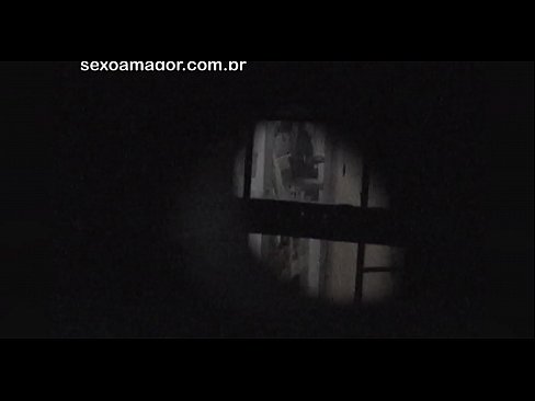 ❤️ Szőke lányt titokban videóra vette a környékbeli kukkoló, aki üreges téglák mögé rejtőzött Kemény pornó at hu.com-pornzog.ru